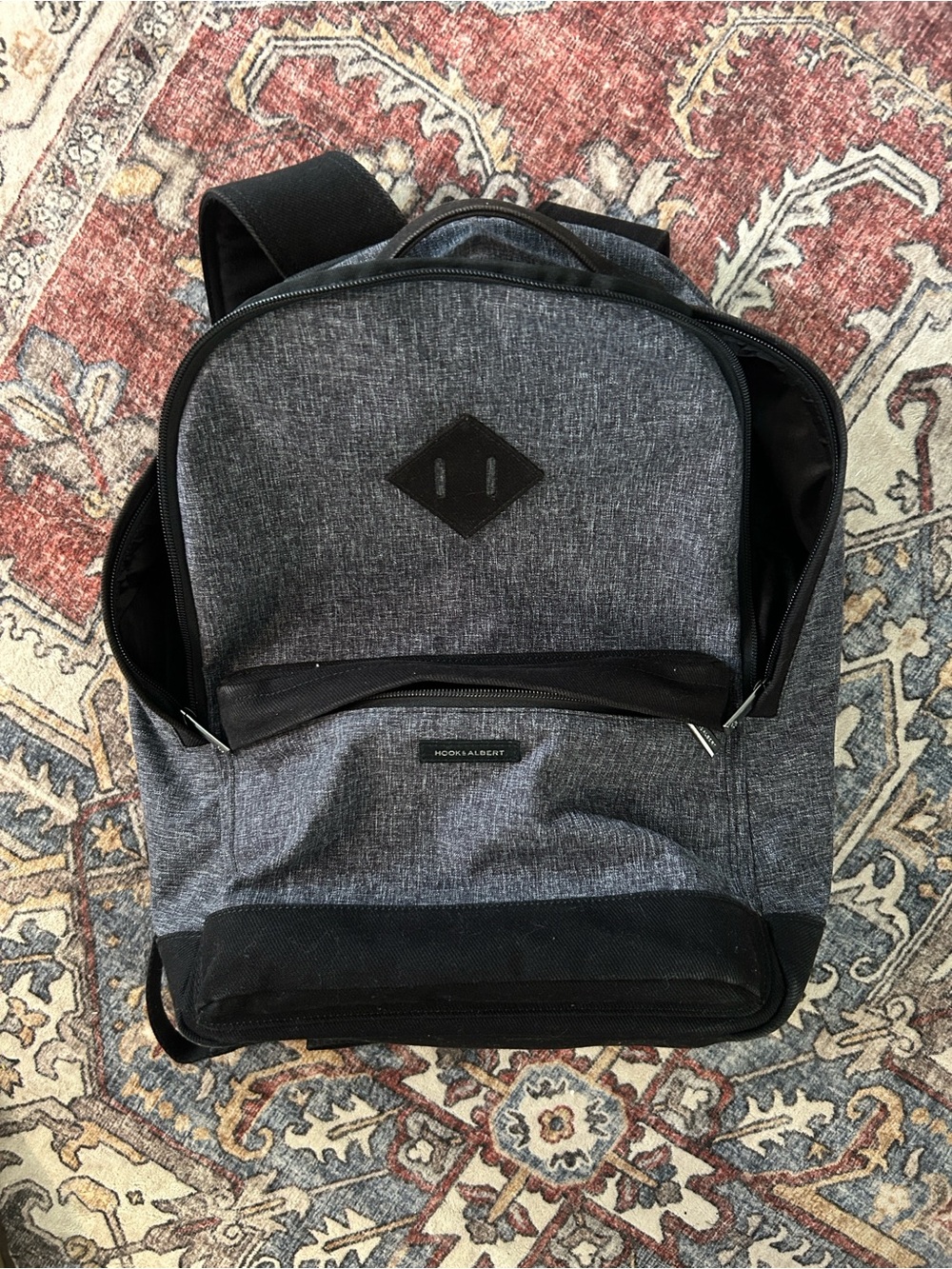 Men's Gray Everyday Backpack with Front Pocket